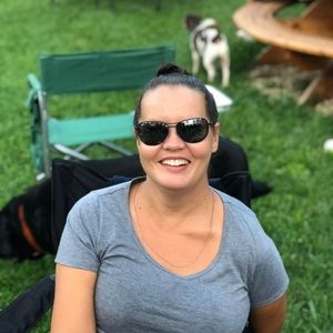 Meet your Posher, Stephanie